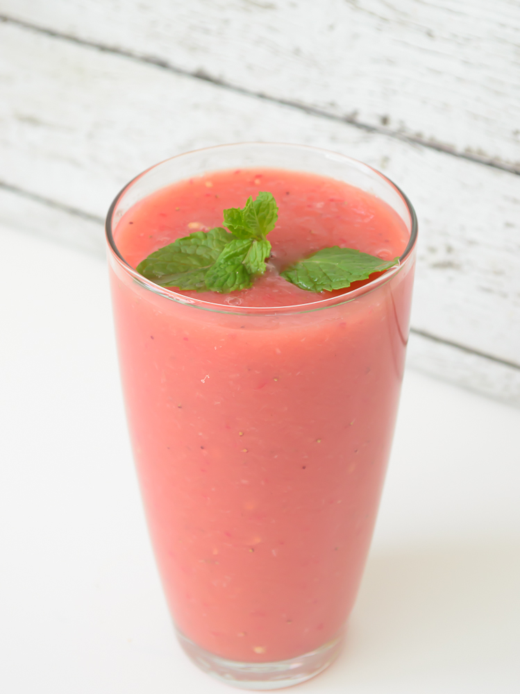 Refreshing watermelon smoothie. Perfect recipe for lazy summer days. Just 3 simple ingredients. Must try!