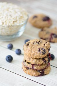 Blueberry Oatmeal Breakfast Cookies. Start yuor morning with a powerful combination of superfoods with this delicious breakfast recipe!