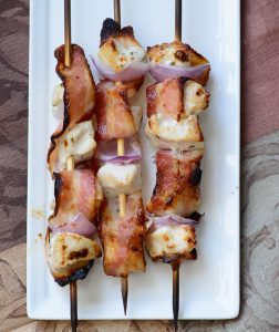 Bacon and Ranch Chicken Kabob Recipe. Who doesn't love ranch or bacon? Put them together with some chicken and grill them for an amazing grill recipe!