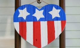 DIY American Flag Heart Tutorial. Easy to follow tutorial for a cute 4th of July decoration!