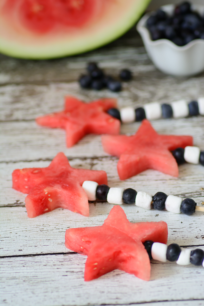 Star Spangled Fruit Skewers. What a fun and healthy treat for your next backyard BBQ! This would be perfect for Fourth of July. 