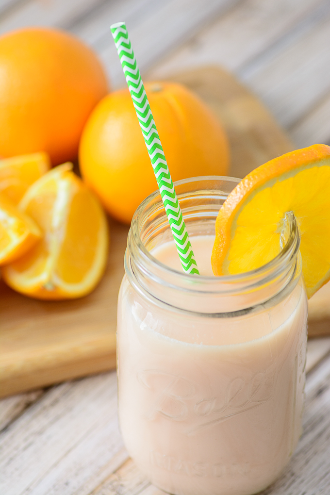 3 Ingredient Healthy Orange Creamsicle Smoothie *Plus* 5 Ways to Sneak Exercise into Your Busy Day