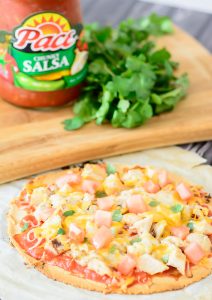Gluten Free Fiesta Flatbread. This Gluten free recipe is delicious and made from all natural ingredients. Definitely have to try this!