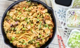 Fresh and healthy One Skillet Thai Peanut Chicken Zoodle Bowl. Made with healthy zucchini noodles, this meal will make your taste buds AND waistline happy. Win-win! You have to try this delicious zoodle recipe!