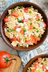 Buffalo Chicken Quinoa Bowls -- easy to make, naturally gluten-free and full of robust buffalo chicken flavor. This is one buffalo chicken recipe that you have to try!