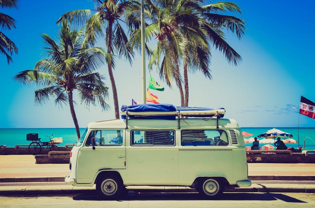 10 Clever Ways to Save a Ton of Money on Your Next Beach Vacation
